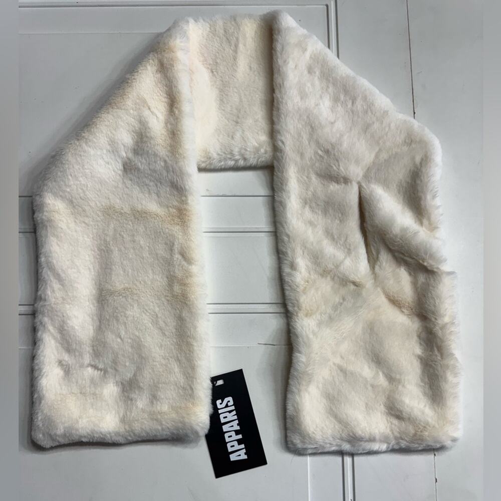 Apparis NWT Bambi Faux Fur Scarf Ivory White Multiway Wear 46x8